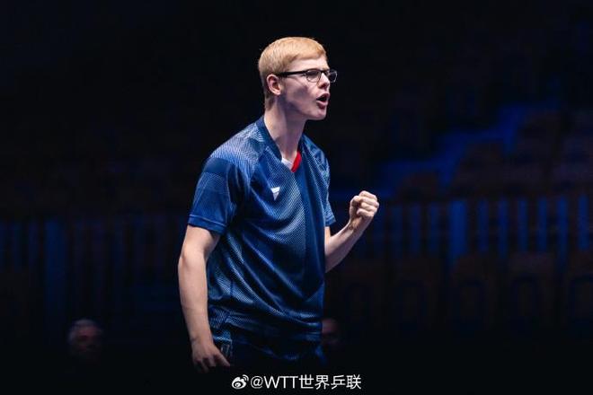 做出卓越贡 做出卓越贡