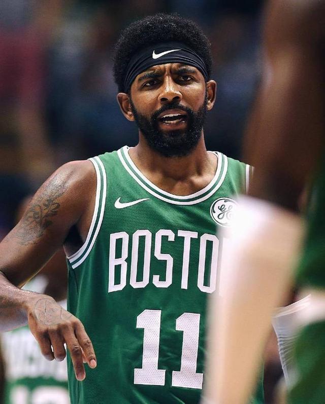 显然与他的 显然与他的