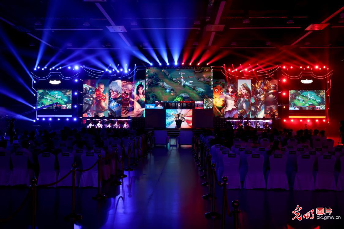 理想与现实 理想与现实