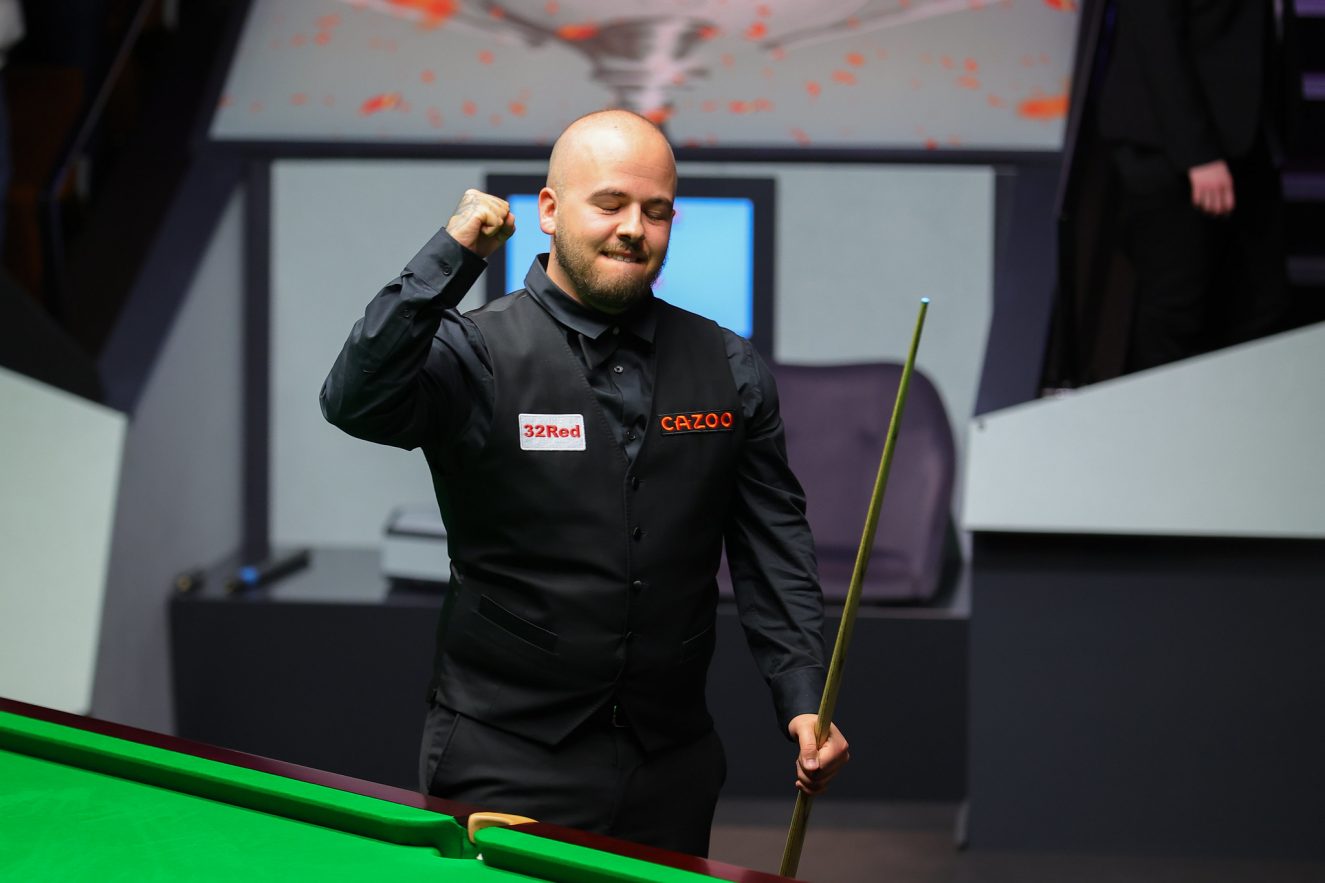 塞帮助曼联 塞帮助曼联