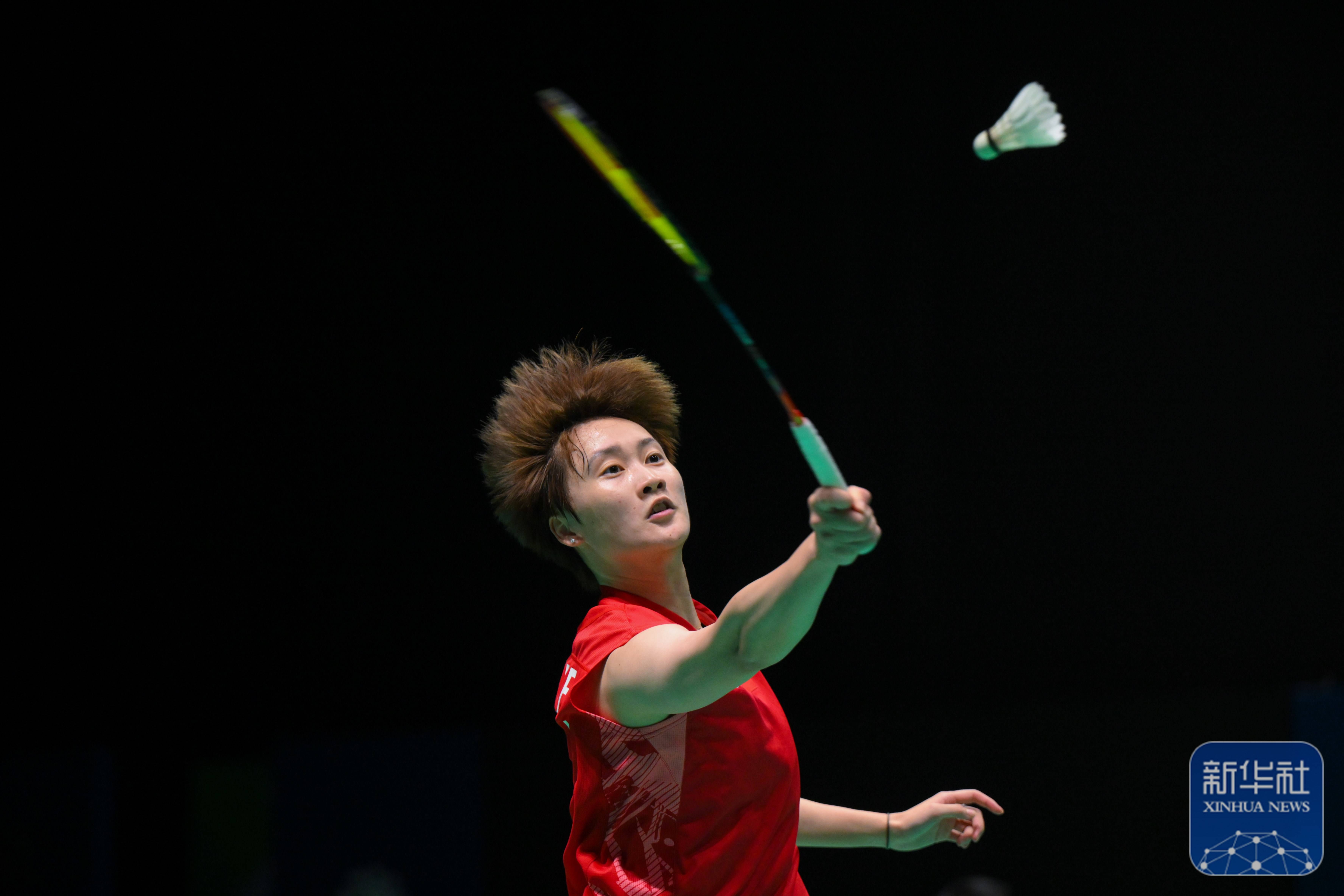 陷入激烈攻 陷入激烈攻